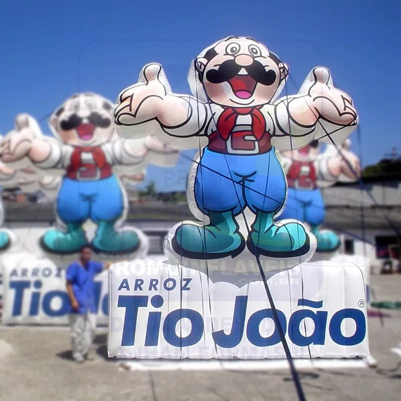 Replica Gigante Personagem